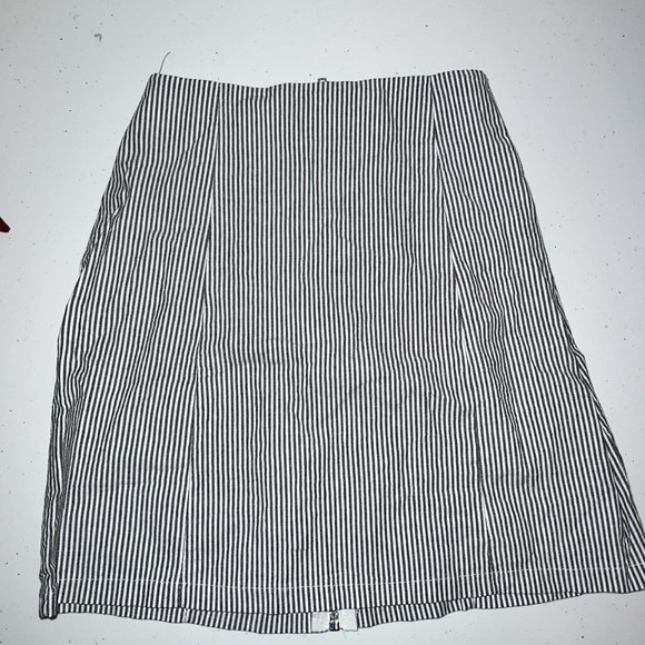 Brandy Melville Skirt - Picture 8 of 8